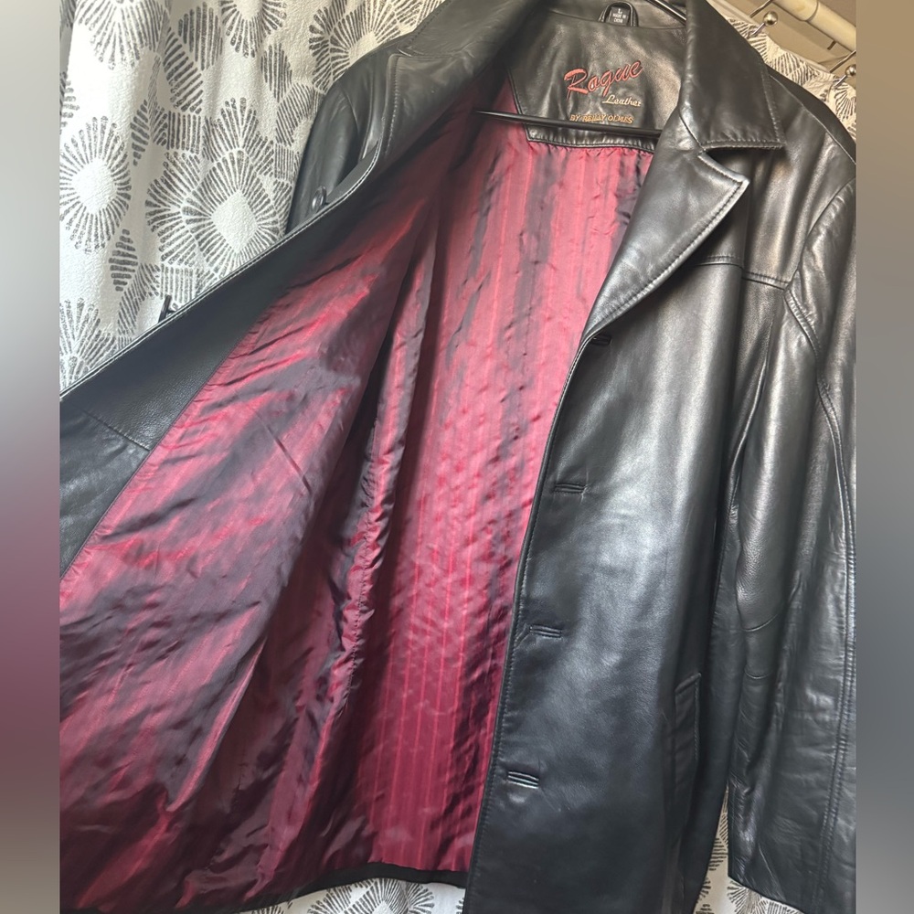 Rogue Leather Jacket - Picture 5 of 7